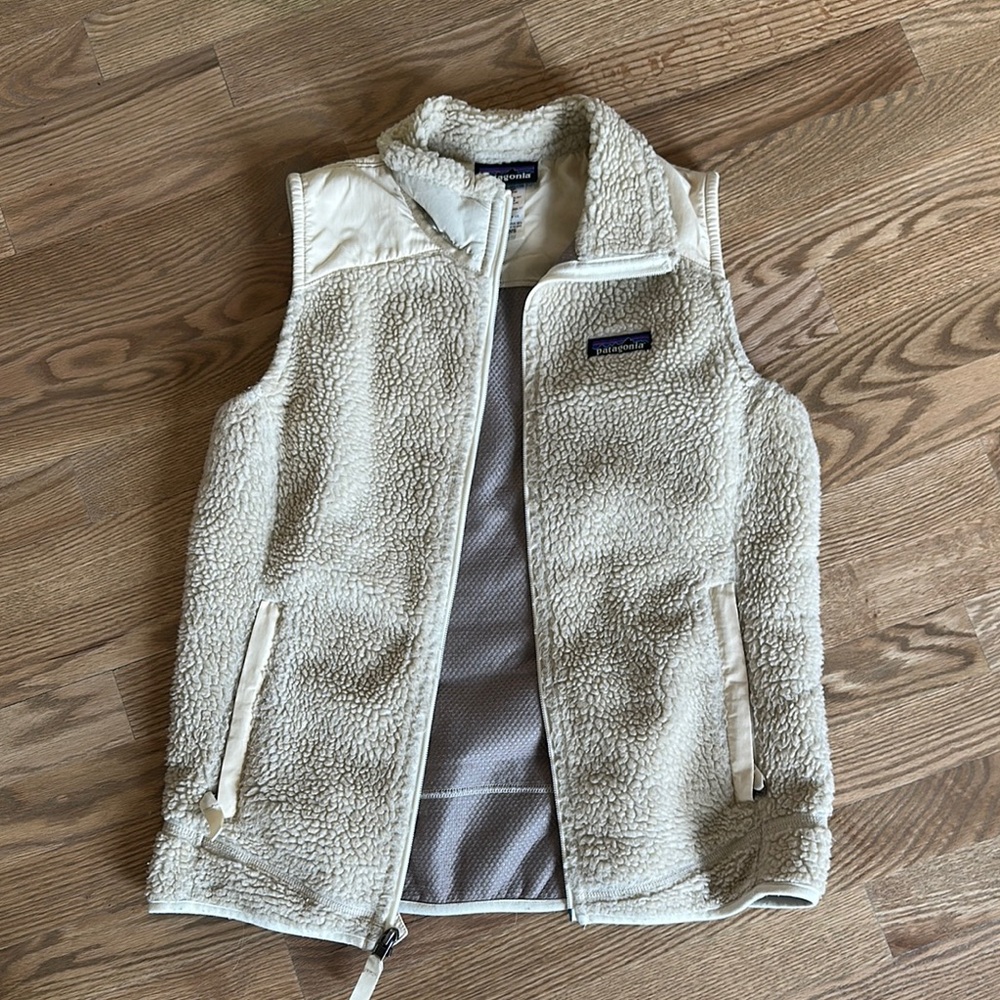 Patagonia Cream Fleece Vest
